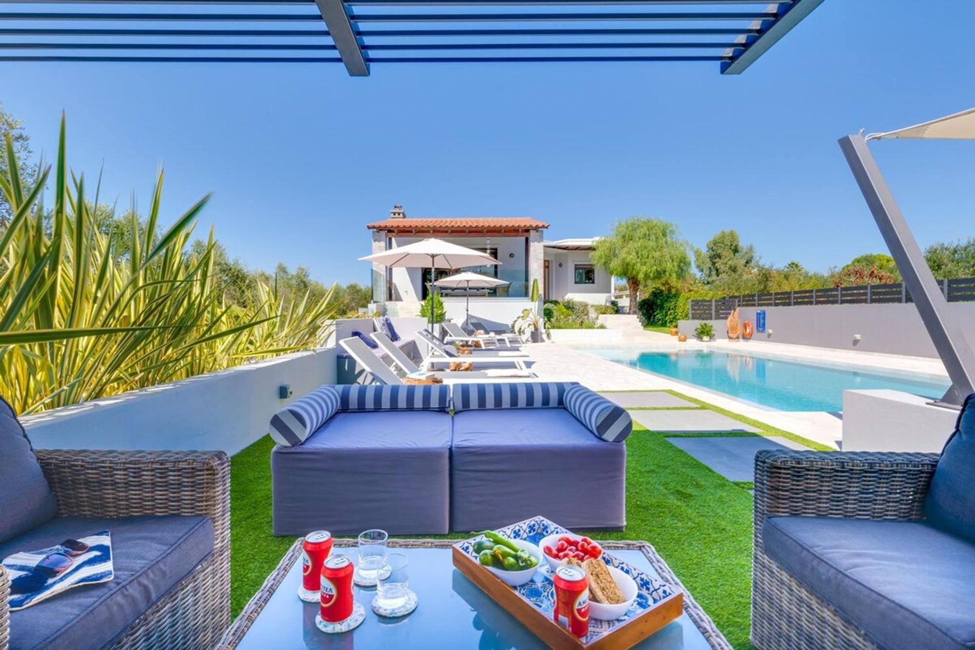 Villa Ampelaki - Premium Villa With Heated Pool Kounoupidhianá Esterno foto