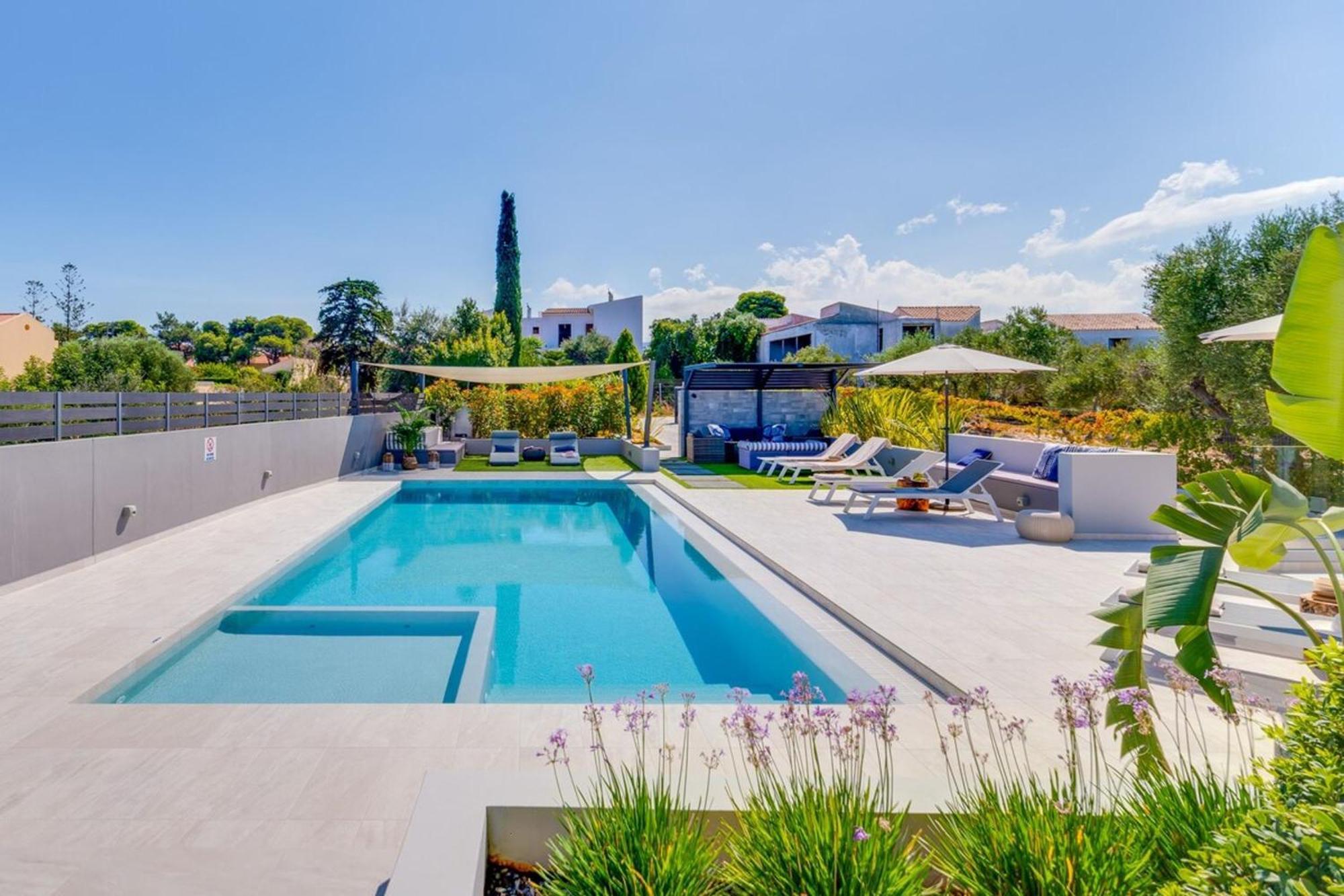 Villa Ampelaki - Premium Villa With Heated Pool Kounoupidhianá Esterno foto